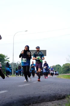 Runner Photo 4858374