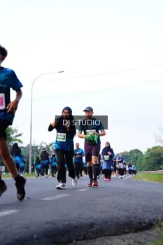 Runner Photo 4858376