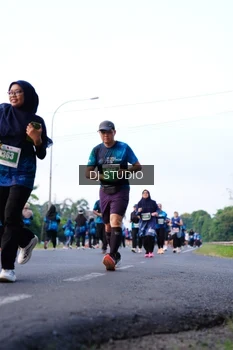 Runner Photo 4858388