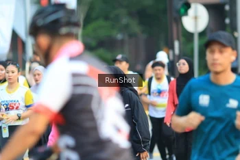 Runner Photo 4858391