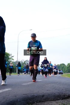 Runner Photo 4858396