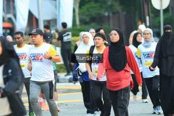 Runner Photo 4858403