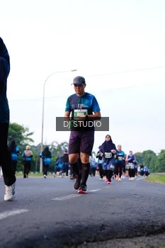 Runner Photo 4858407