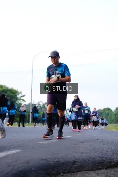 Runner Photo 4858408