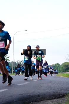 Runner Photo 4858439