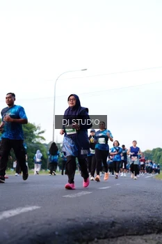 Runner Photo 4858443