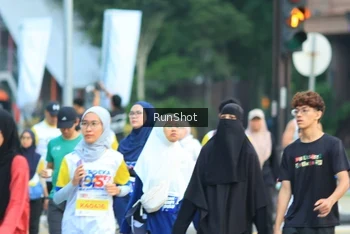 Runner Photo 4858513