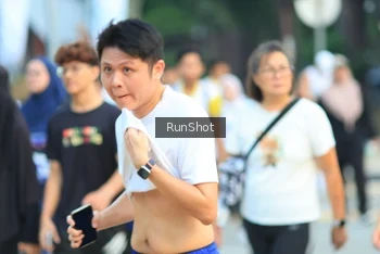 Runner Photo 4858555