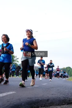 Runner Photo 4858599