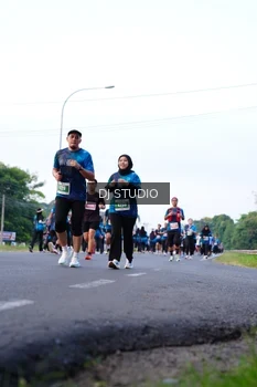 Runner Photo 4858615