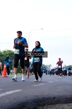 Runner Photo 4858677