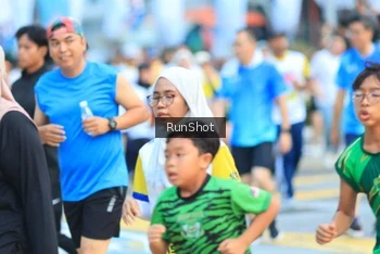 Runner Photo 4858747