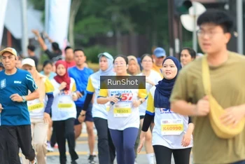 Runner Photo 4858843