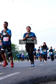 Runner Photo 4858874