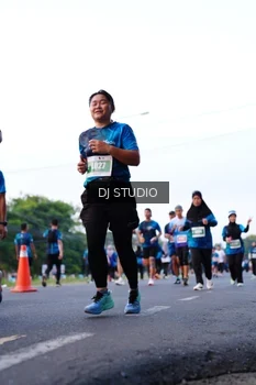 Runner Photo 4858892