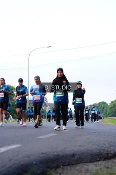Runner Photo 4858896