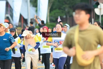 Runner Photo 4858901