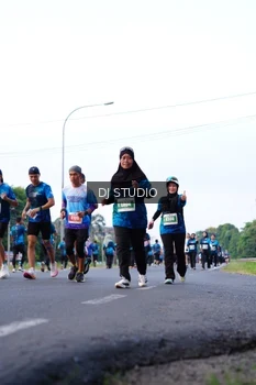 Runner Photo 4858909