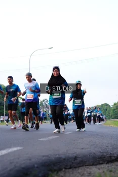 Runner Photo 4858915