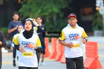 Runner Photo 4859055
