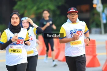 Runner Photo 4859074
