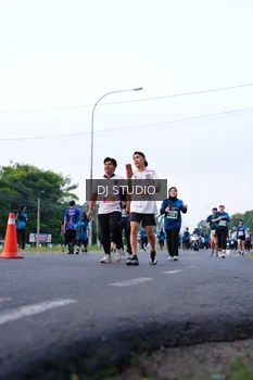 Runner Photo 4859108
