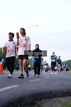 Runner Photo 4859193