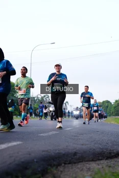 Runner Photo 4859215