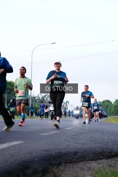 Runner Photo 4859220