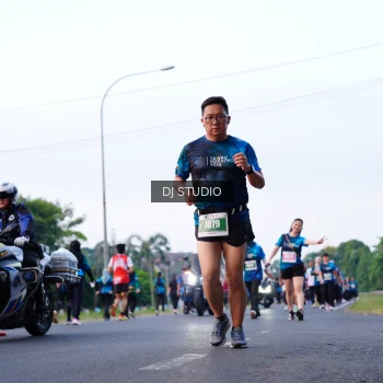 Runner Photo 4859291