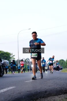 Runner Photo 4859305