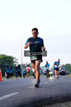 Runner Photo 4859324