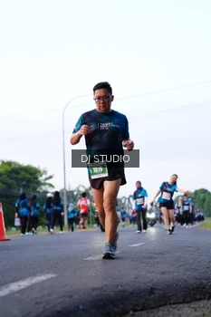 Runner Photo 4859333