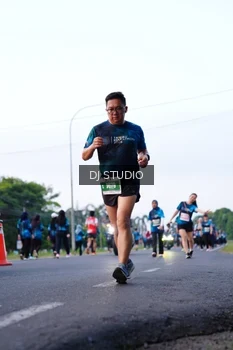 Runner Photo 4859334