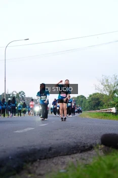 Runner Photo 4859336