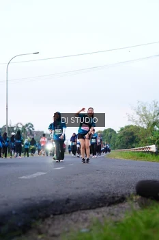 Runner Photo 4859340
