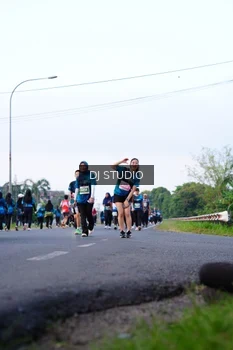 Runner Photo 4859345