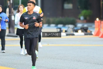 Runner Photo 4859355