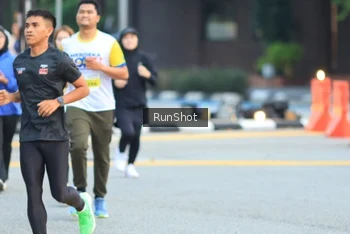 Runner Photo 4859384