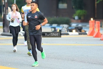 Runner Photo 4859395