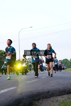 Runner Photo 4859415