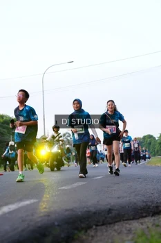 Runner Photo 4859420