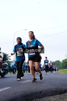 Runner Photo 4859455