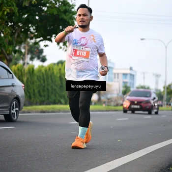 Runner Photo 4859483