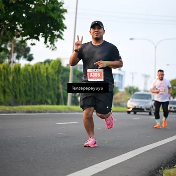 Runner Photo 4859496
