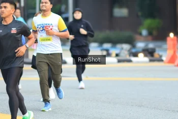 Runner Photo 4859504