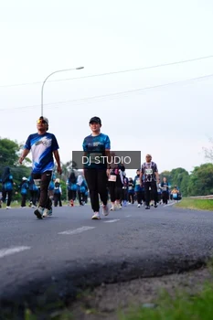 Runner Photo 4859533