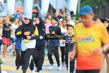Runner Photo 4859539