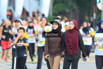 Runner Photo 4859543