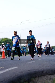 Runner Photo 4859563